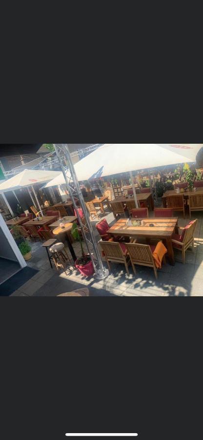 Glessener Braustube Hotel Bergheim  Bagian luar foto